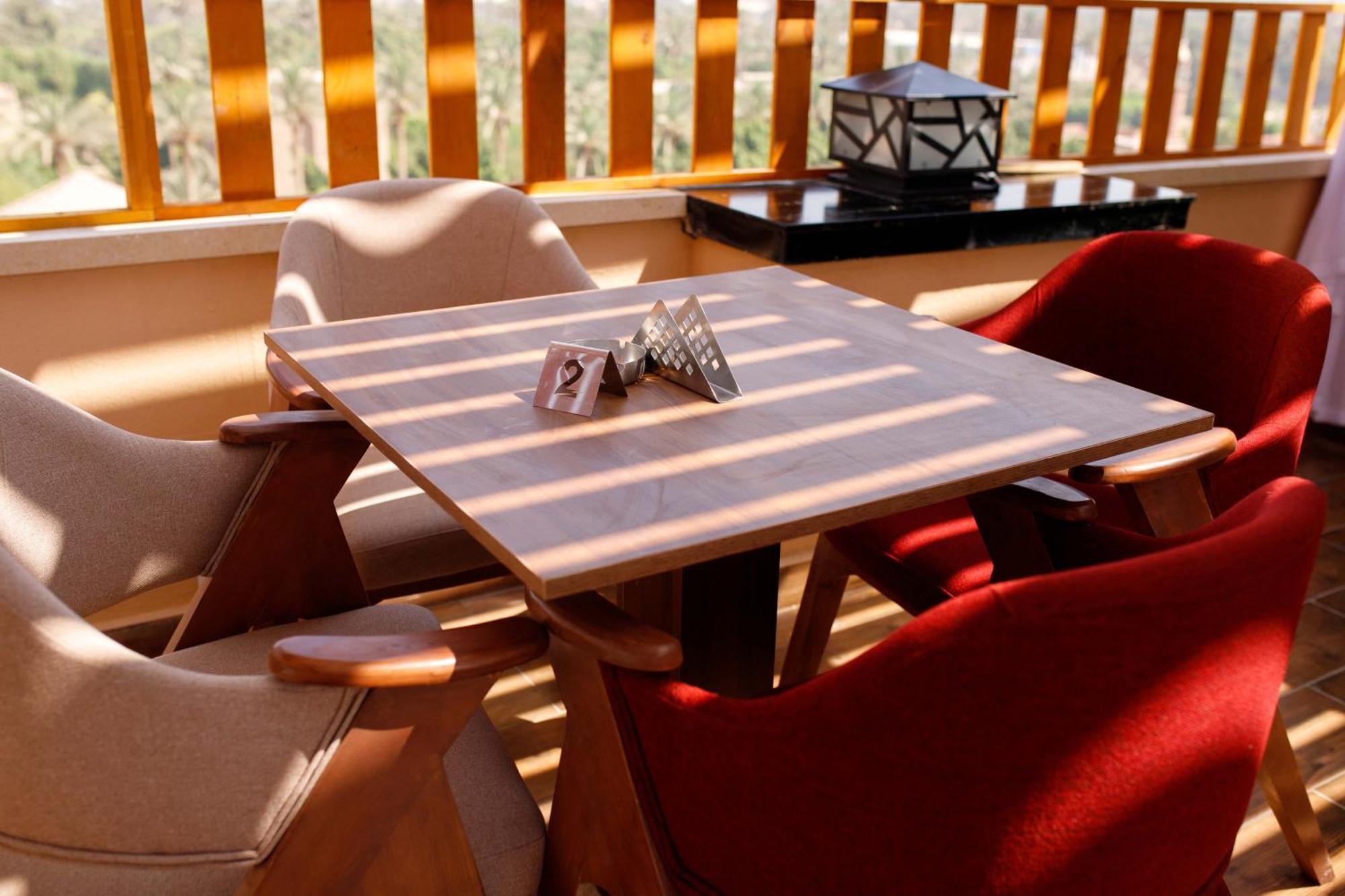 Pyramids Sunshine View Hotel Kafrat al Jabal Ngoại thất bức ảnh