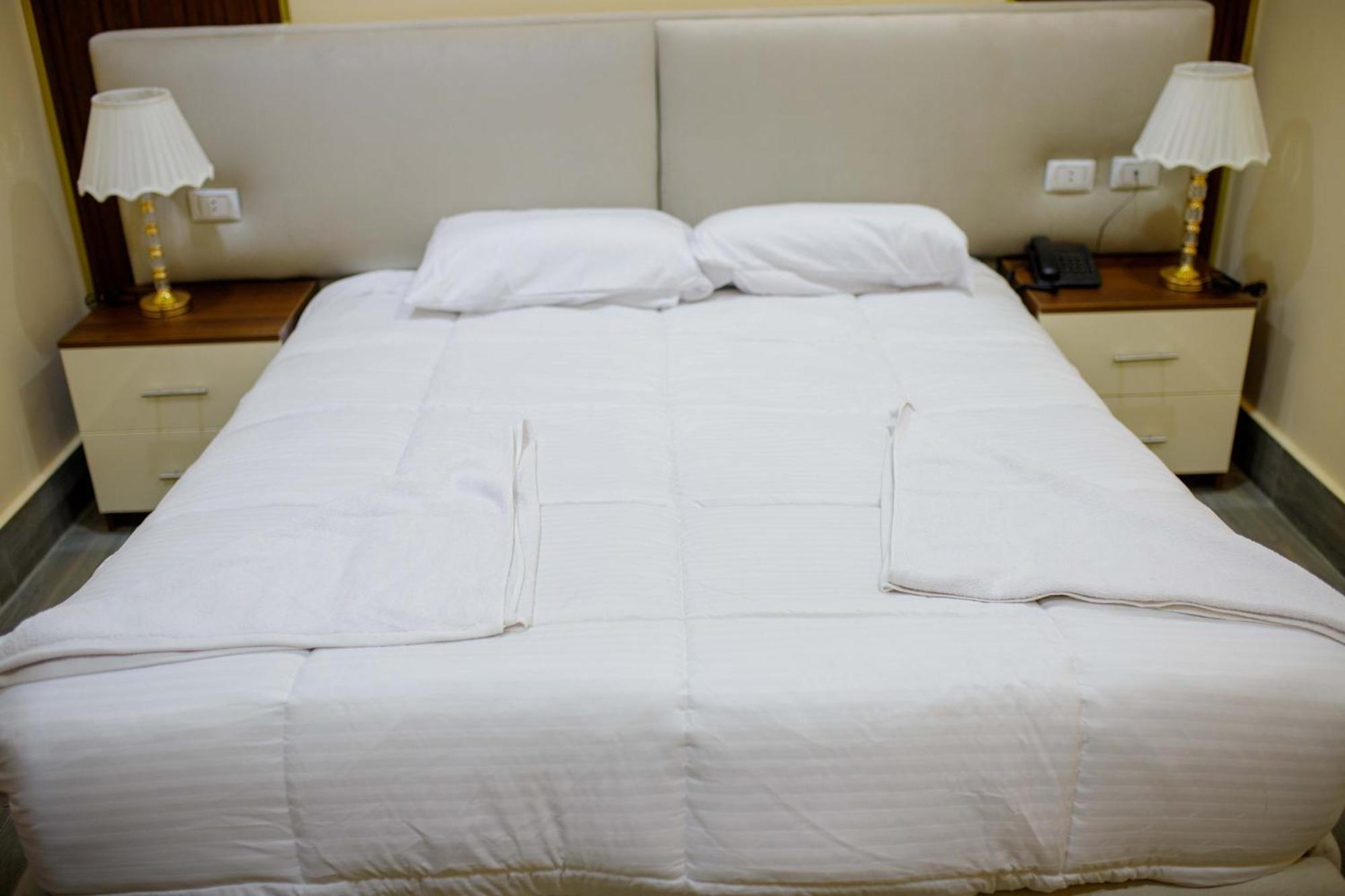 Pyramids Sunshine View Hotel Kafrat al Jabal Ngoại thất bức ảnh